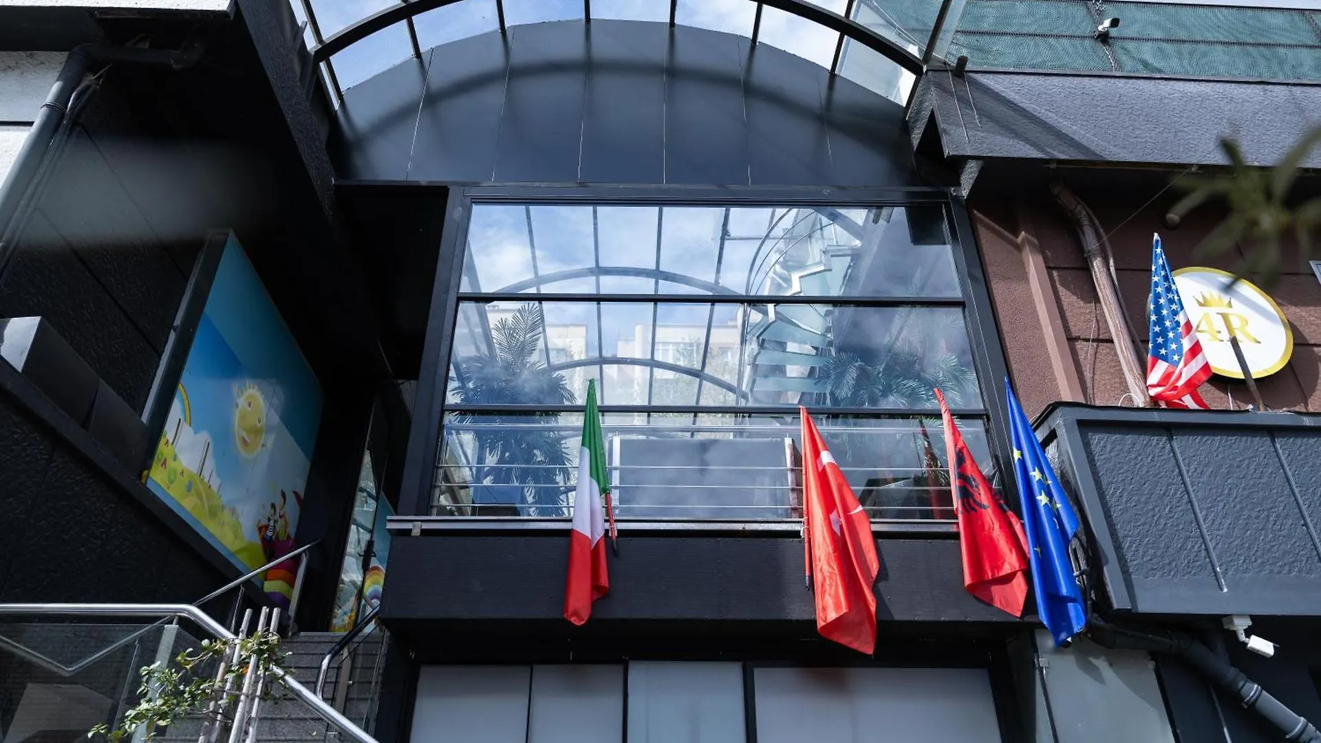 4R Colombo Hotel Tirana Albanië