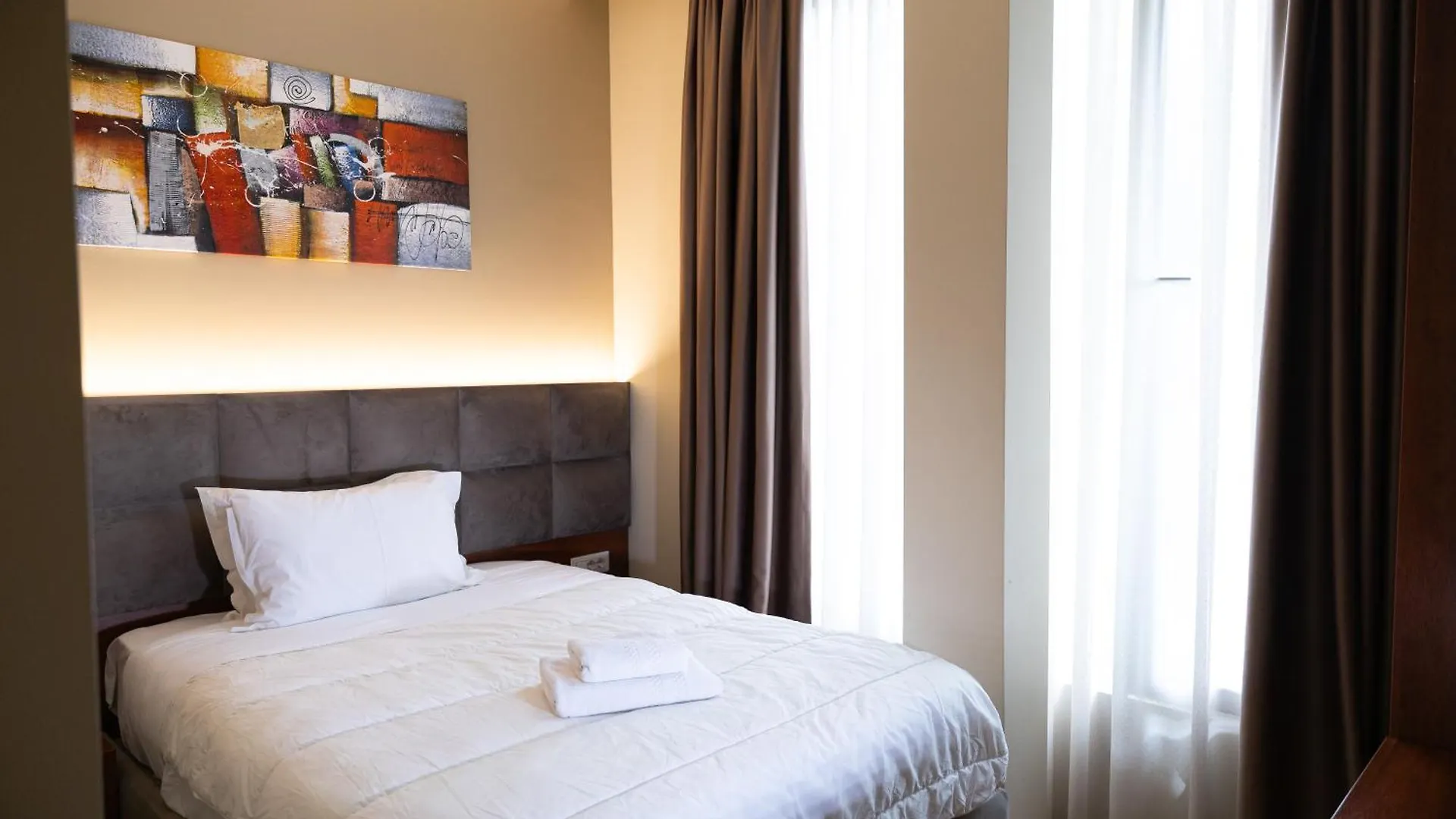 4R Colombo Hotel Tirana Albanie